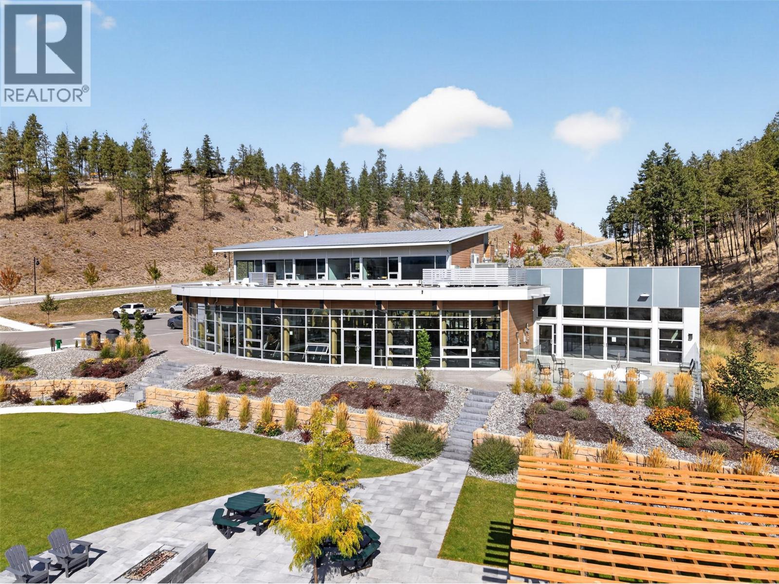 Exclusive Mckinley Beach Amenity Centre within minutes away
