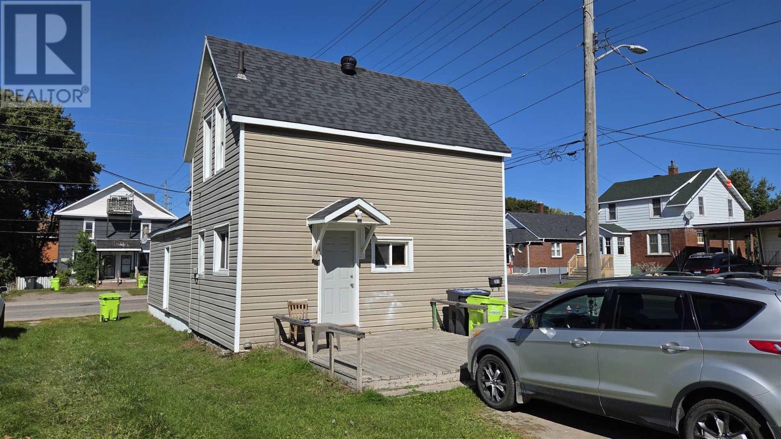 188 Dennis St, Sault Ste. Marie, Ontario P6A 2X3 - Photo 5 - SM262657