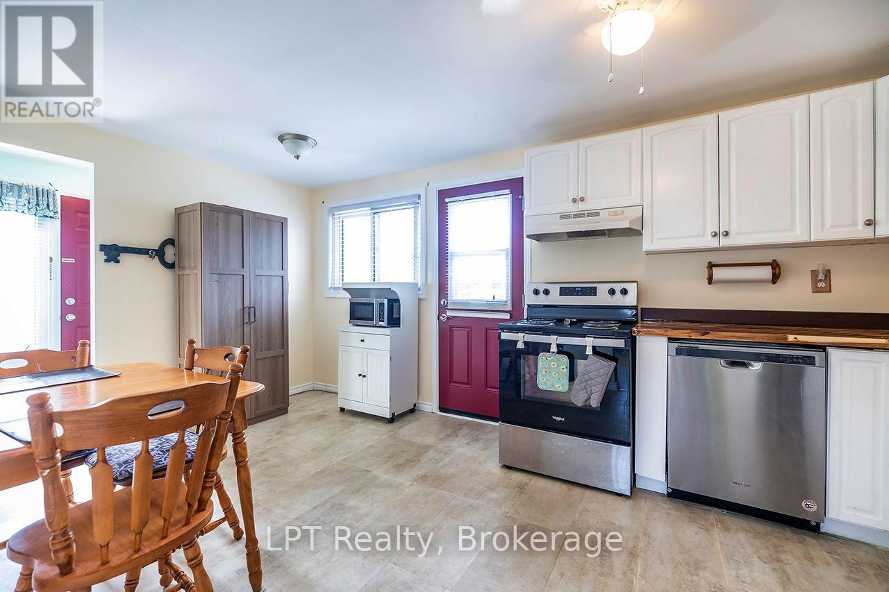 745 Grandview Drive, Oshawa, Ontario  L1H 7W5 - Photo 6 - E13820950