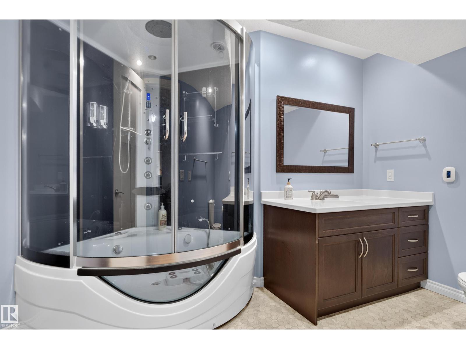 20853 92A AV NW photo 43