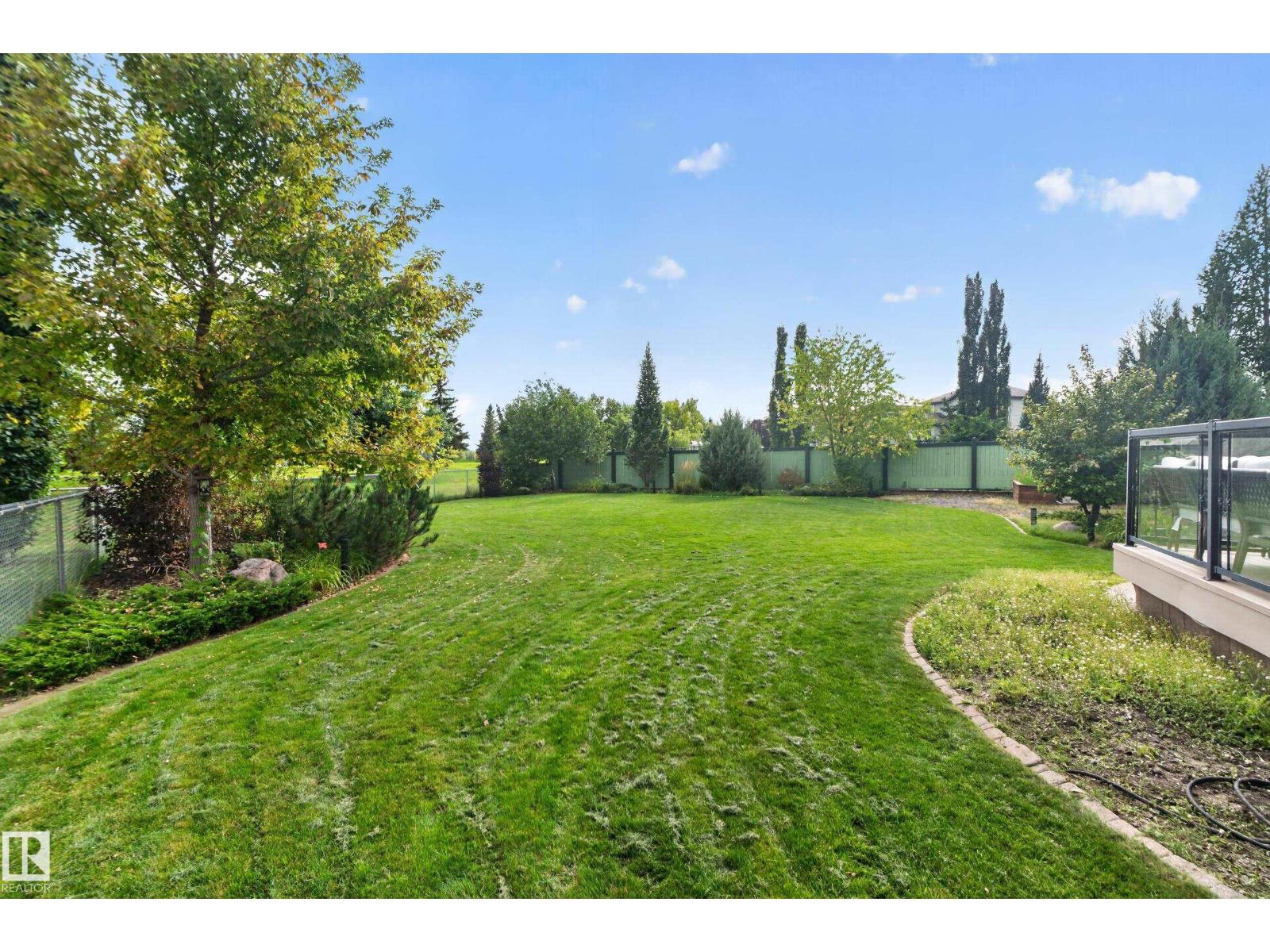 20853 92A AV NW photo 56