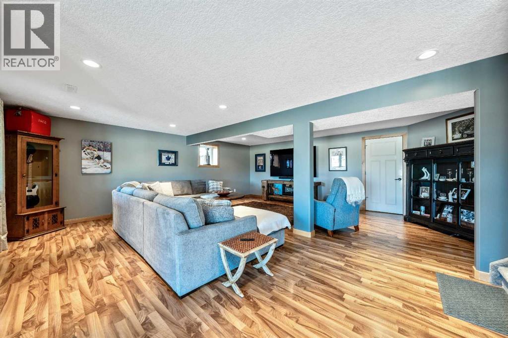 33 Wyndham Park Way, Carseland, Alberta  T0J 0M0 - Photo 23 - A2300489