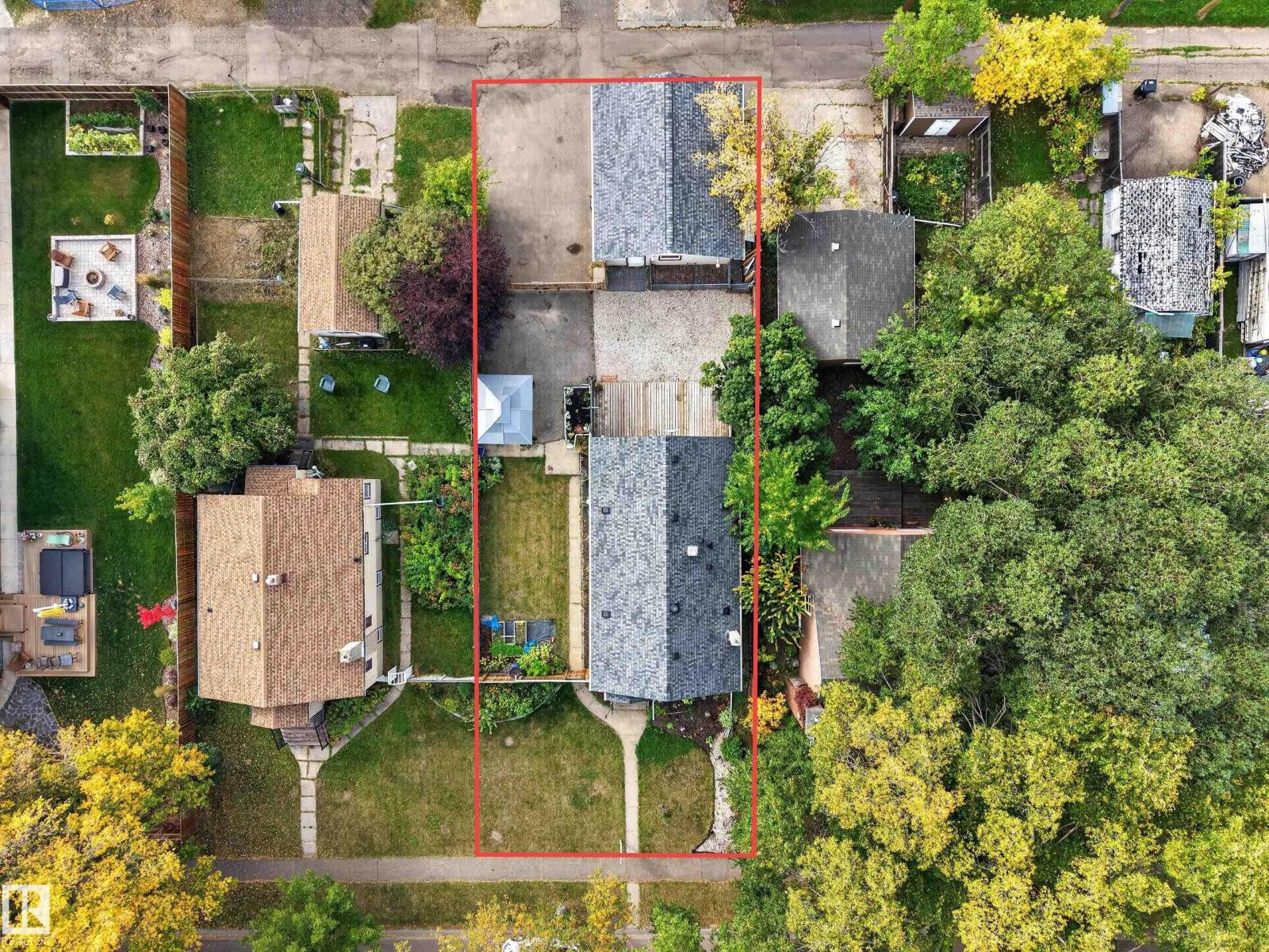9615 75 Av NW, Edmonton, Alberta  T6E 1H7 - Photo 2 - E4510050