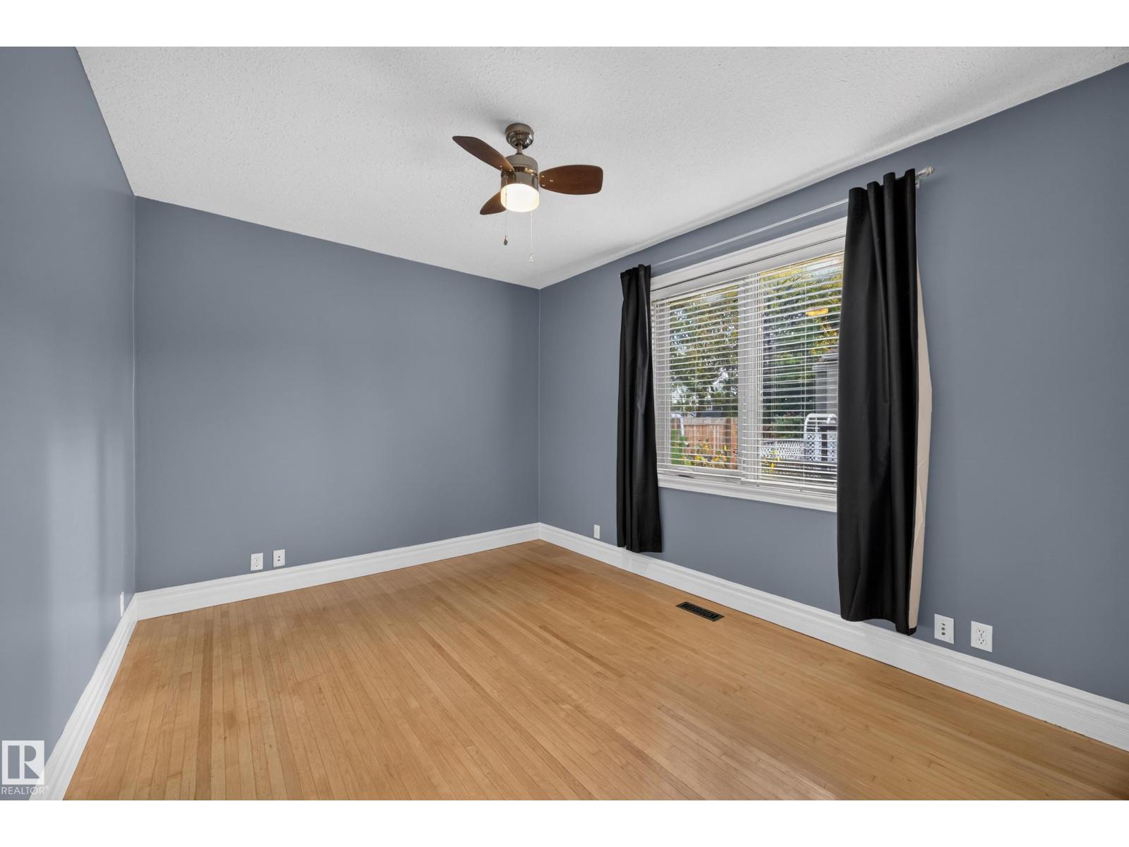 9615 75 Av NW, Edmonton, Alberta  T6E 1H7 - Photo 21 - E4510050