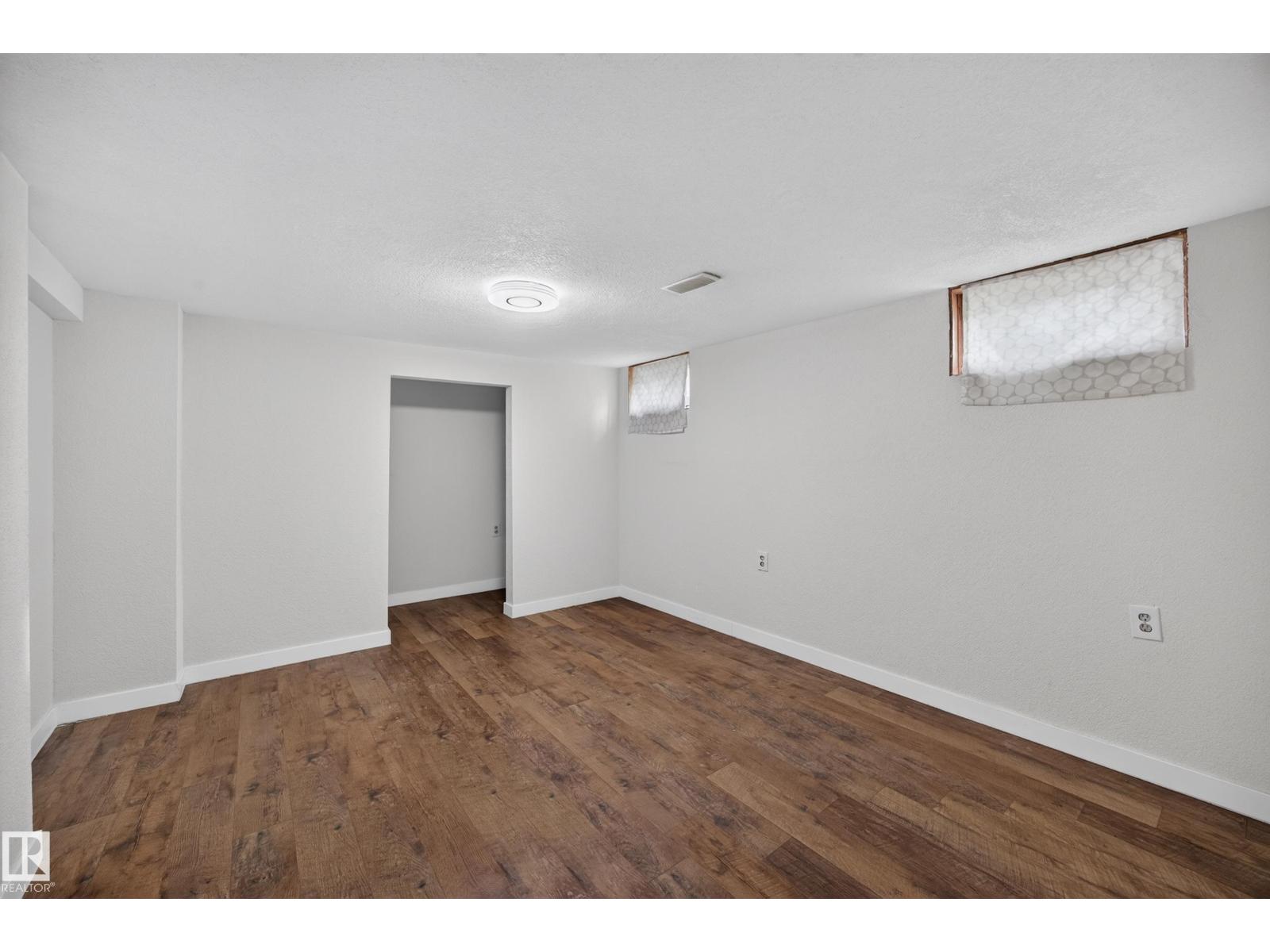 9615 75 Av NW, Edmonton, Alberta  T6E 1H7 - Photo 26 - E4510050