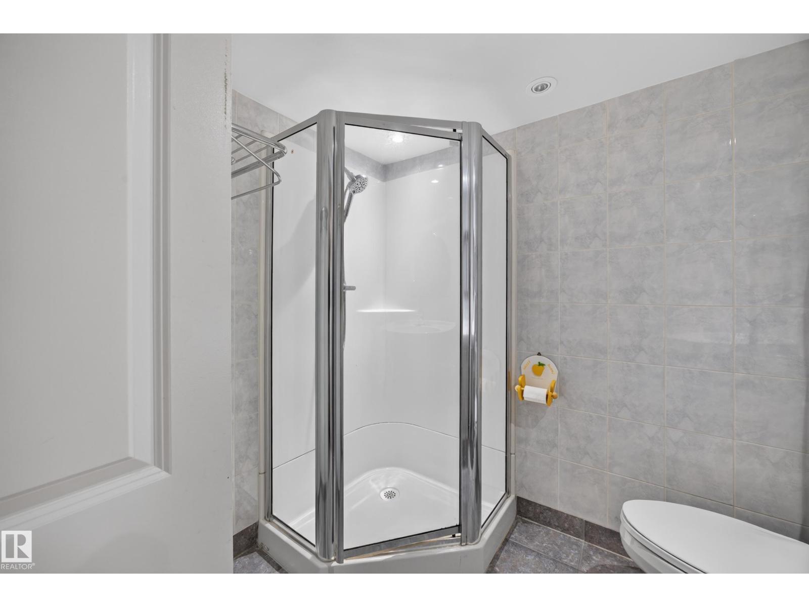 9615 75 Av NW, Edmonton, Alberta  T6E 1H7 - Photo 31 - E4510050