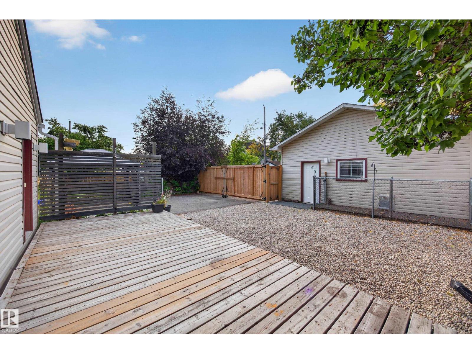 9615 75 Av NW, Edmonton, Alberta  T6E 1H7 - Photo 45 - E4510050