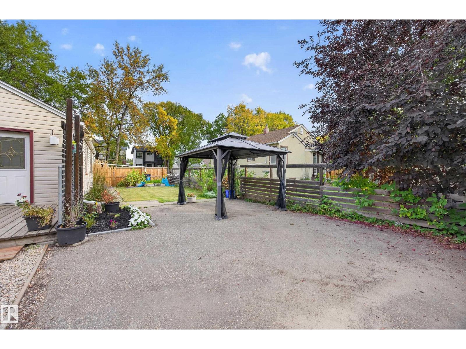 9615 75 Av NW, Edmonton, Alberta  T6E 1H7 - Photo 47 - E4510050