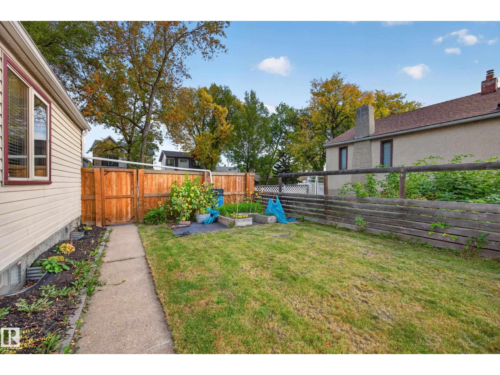 9615 75 Av NW, Edmonton, Alberta  T6E 1H7 - Photo 48 - E4510050