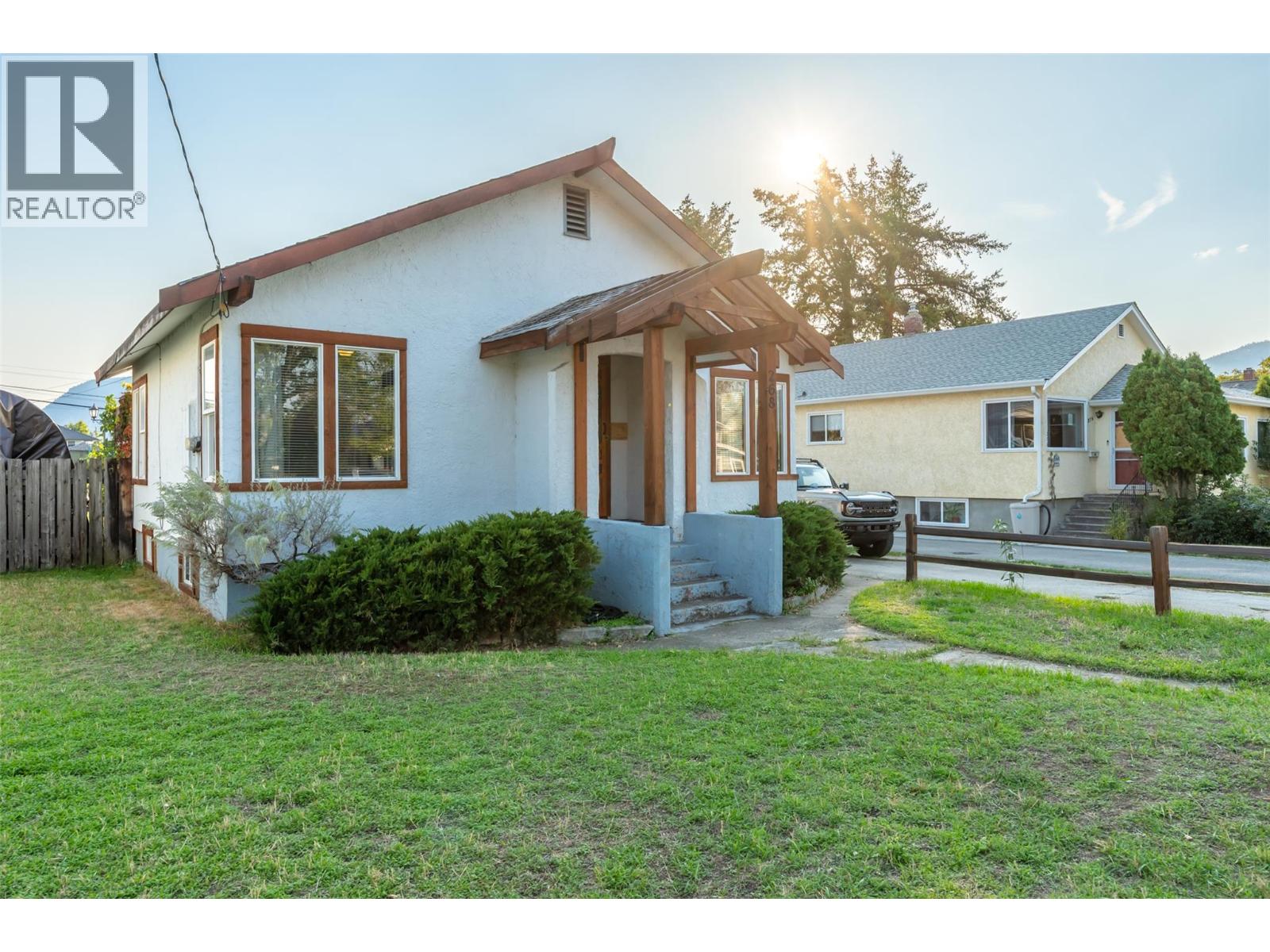268 Conklin Avenue, Penticton, British Columbia  V2A 2T2 - Photo 1 - 10401698