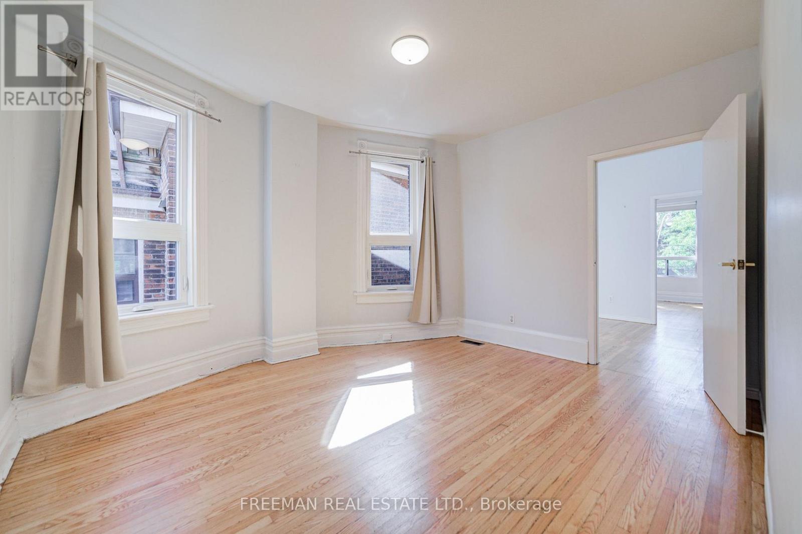 431 Manning Avenue, Toronto, Ontario  M6G 2V6 - Photo 18 - C13820916
