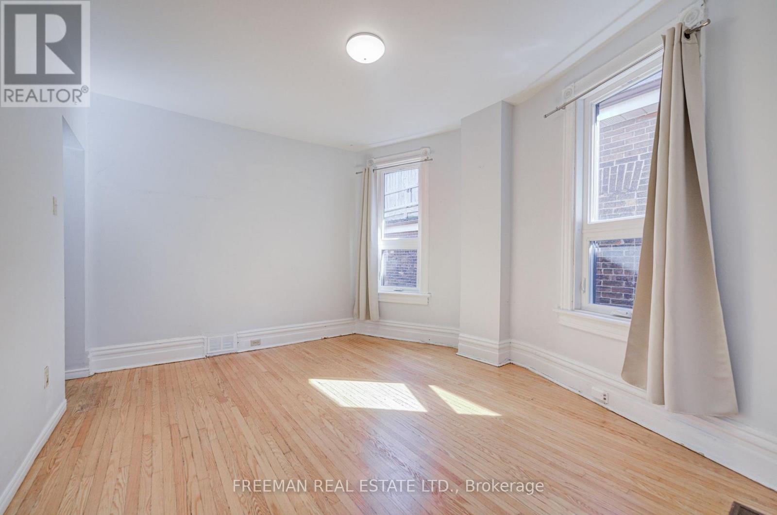 431 Manning Avenue, Toronto, Ontario  M6G 2V6 - Photo 20 - C13820916