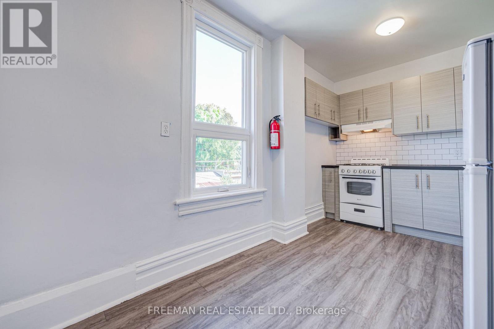 431 Manning Avenue, Toronto, Ontario  M6G 2V6 - Photo 26 - C13820916