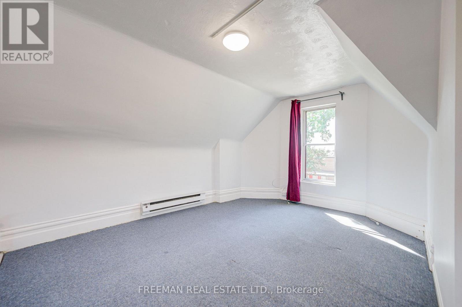 431 Manning Avenue, Toronto, Ontario  M6G 2V6 - Photo 30 - C13820916