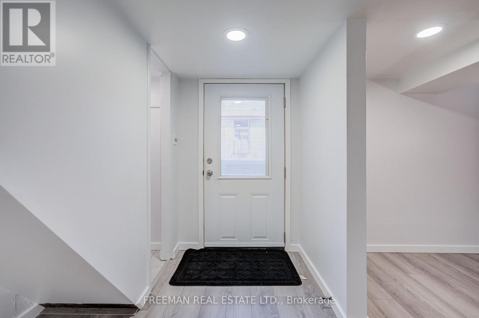 431 Manning Avenue, Toronto, Ontario  M6G 2V6 - Photo 35 - C13820916