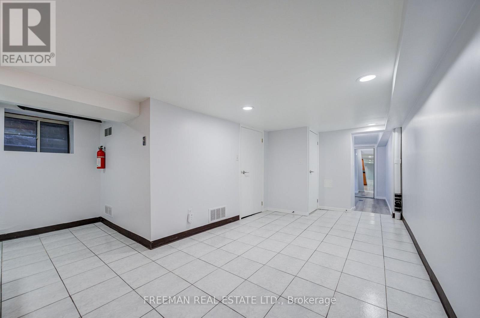 431 Manning Avenue, Toronto, Ontario  M6G 2V6 - Photo 38 - C13820916
