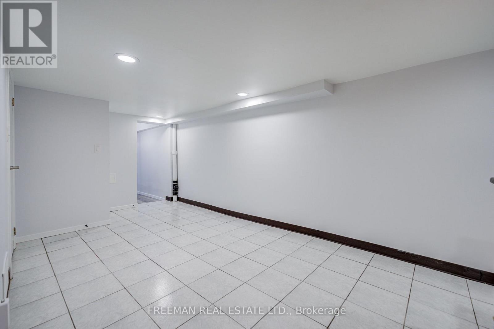 431 Manning Avenue, Toronto, Ontario  M6G 2V6 - Photo 39 - C13820916