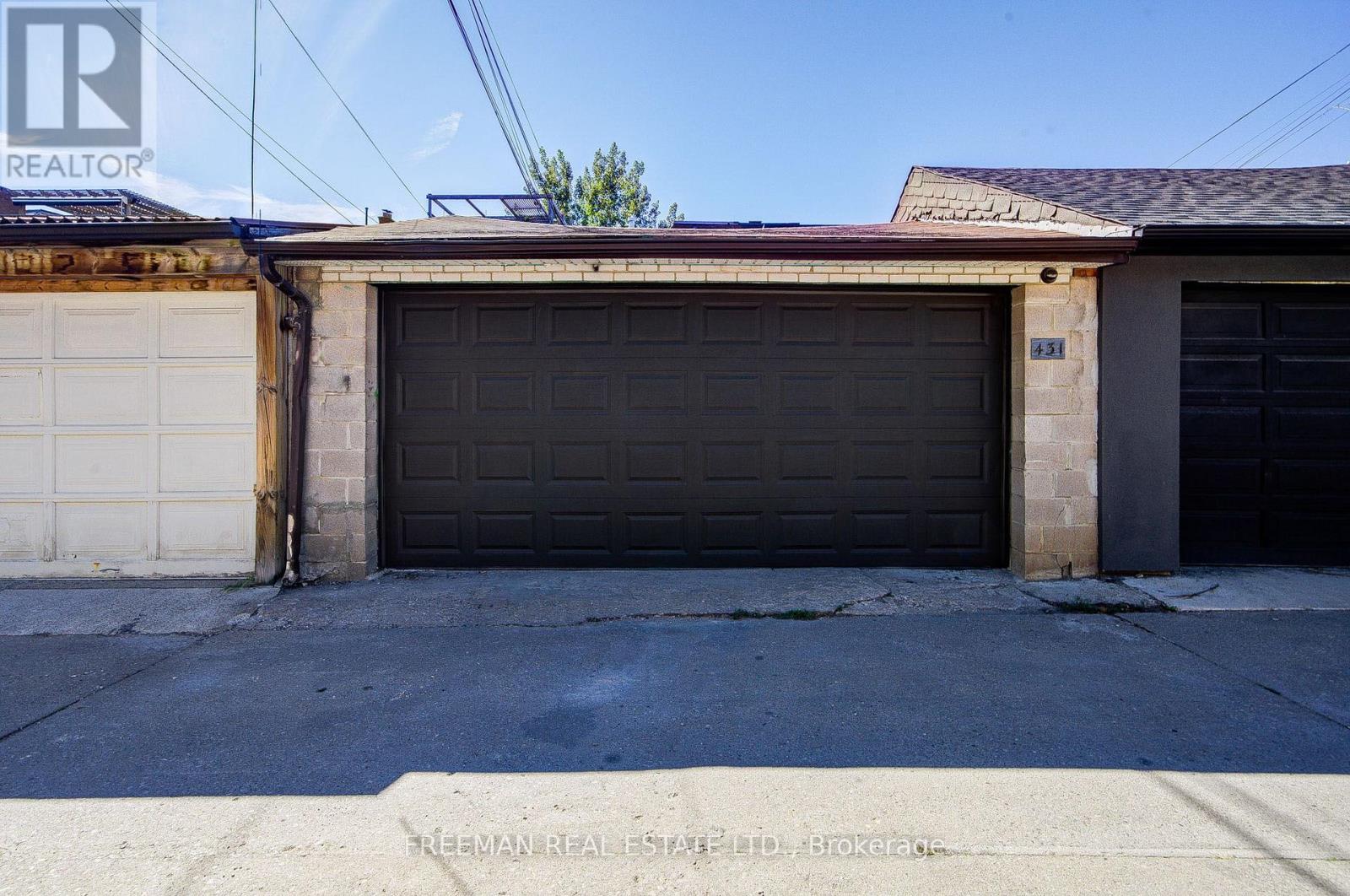 431 Manning Avenue, Toronto, Ontario  M6G 2V6 - Photo 43 - C13820916