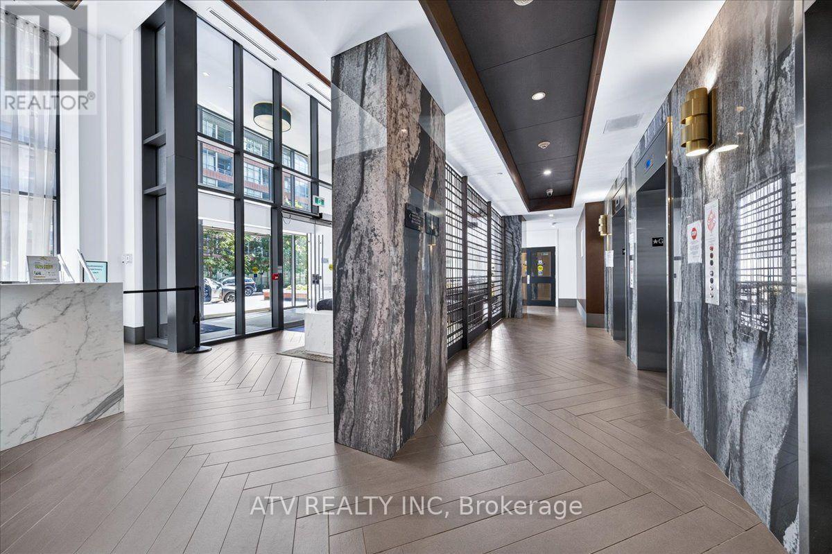 Uph03 - 38 Iannuzzi Street, Toronto, Ontario  M5V 0S2 - Photo 3 - C13820974
