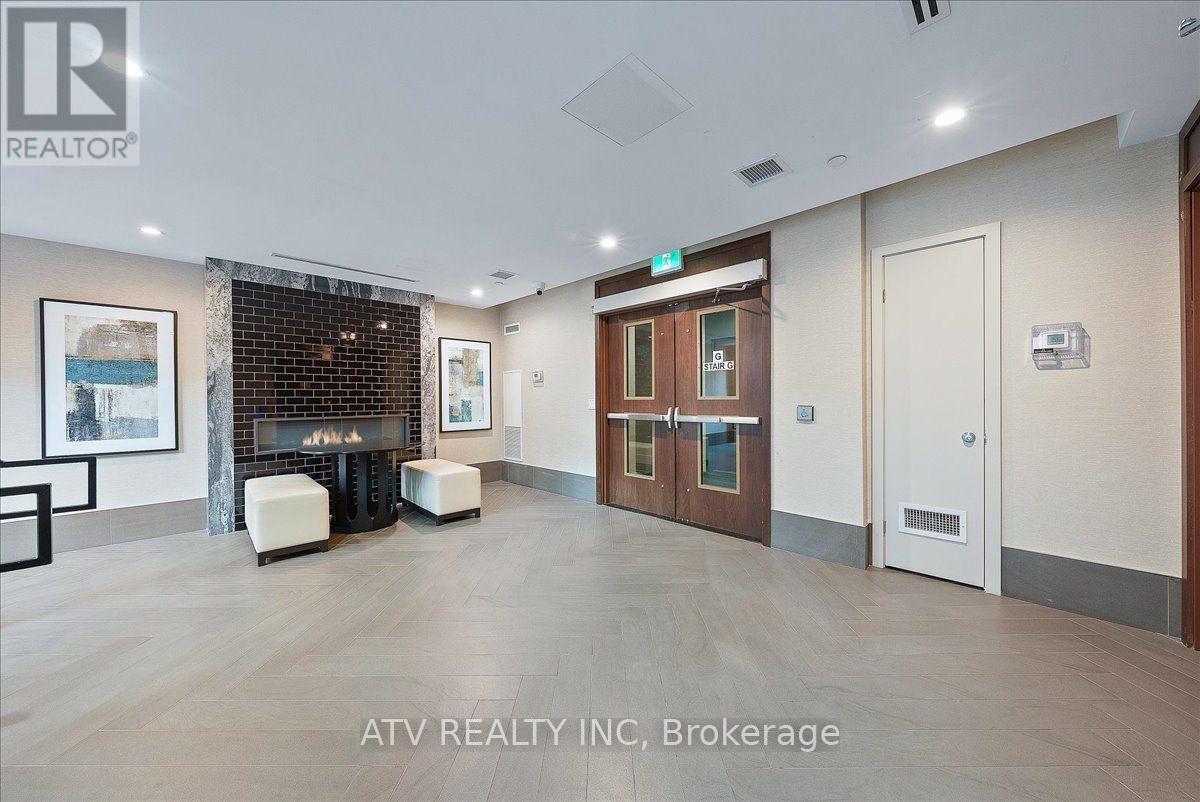 Uph03 - 38 Iannuzzi Street, Toronto, Ontario  M5V 0S2 - Photo 32 - C13820974