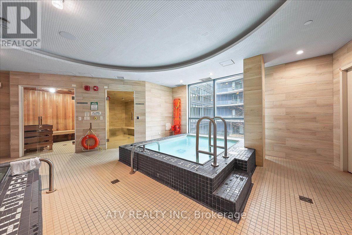 Uph03 - 38 Iannuzzi Street, Toronto, Ontario  M5V 0S2 - Photo 36 - C13820974