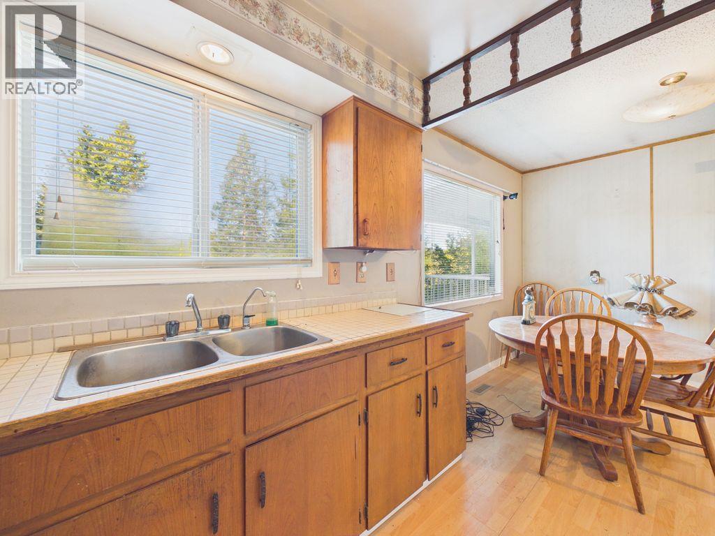 3650 Sliver Spring Drive, Cranbrook, British Columbia V1C 6X8 - Photo 11 - 10401620