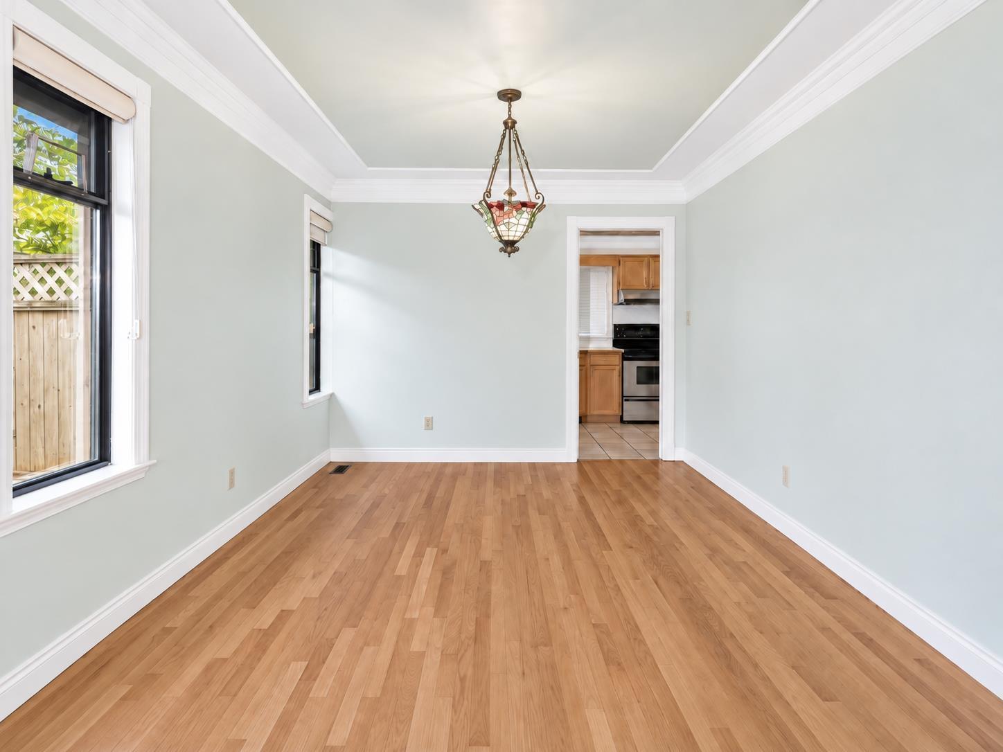 10446 Fraserglen Drive, Surrey, British Columbia  V4N 1T5 - Photo 5 - R3153550