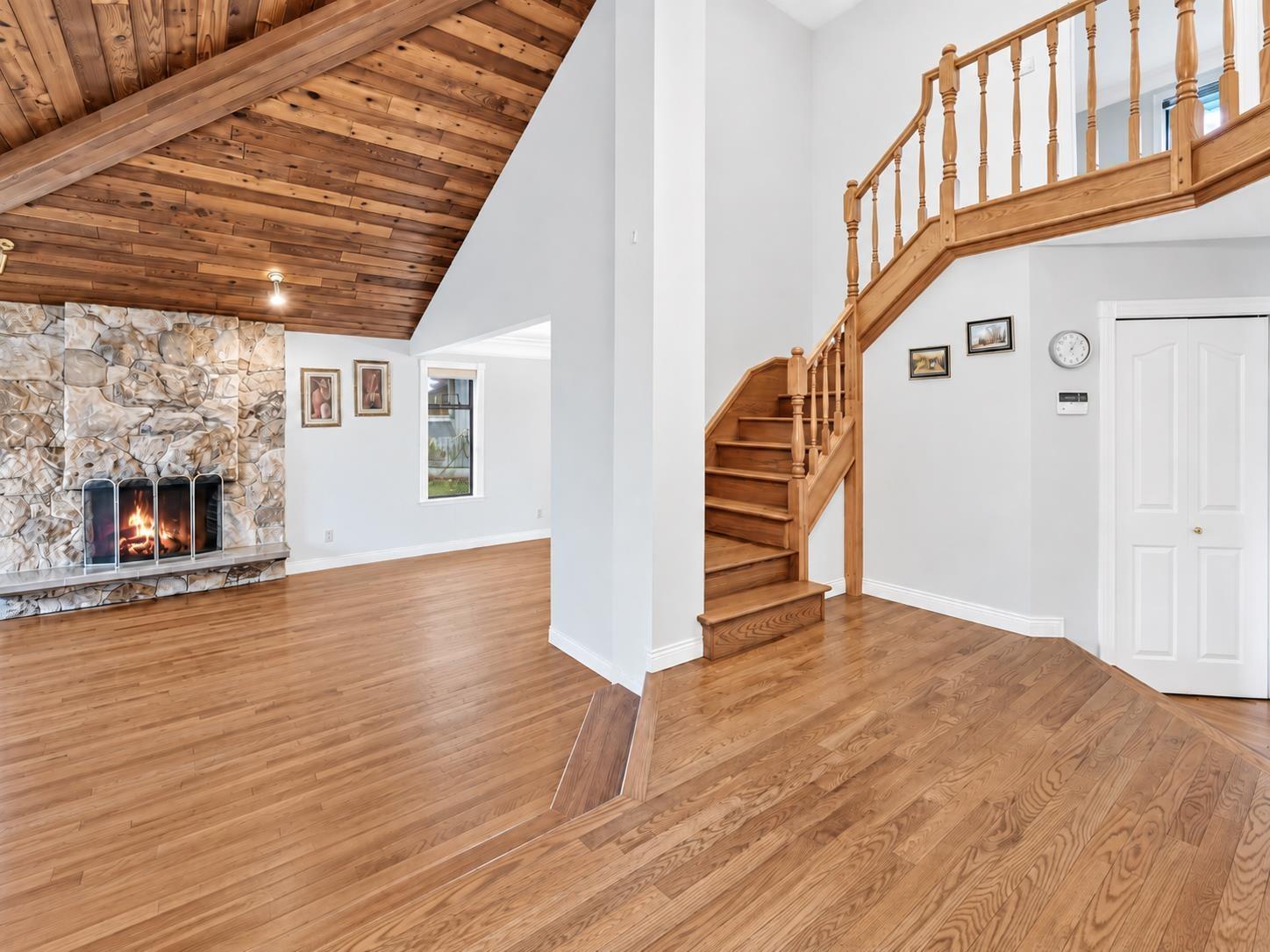 10446 Fraserglen Drive, Surrey, British Columbia  V4N 1T5 - Photo 7 - R3153550