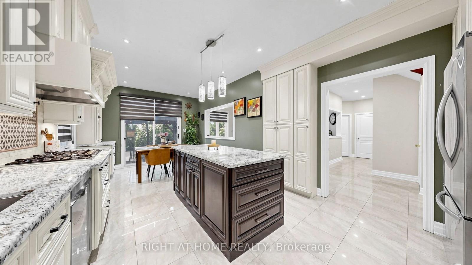 40 Chateau Drive, Vaughan, Ontario  L4H 3A1 - Photo 14 - N13778178