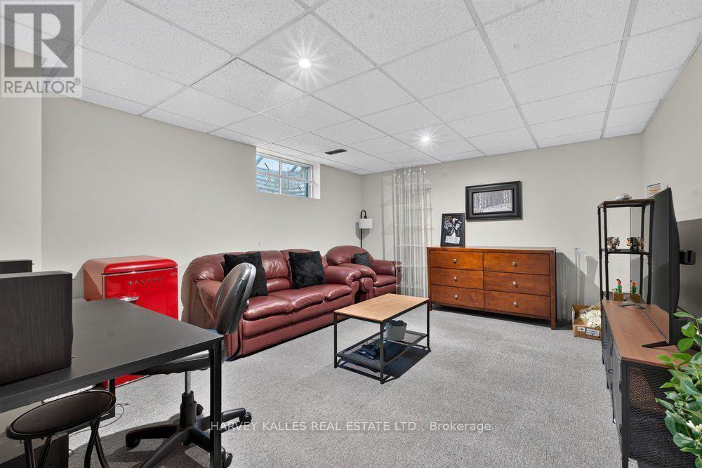 28 Putting Green Crescent, Vaughan, Ontario L0J 1C0 - Photo 38 - N13818322