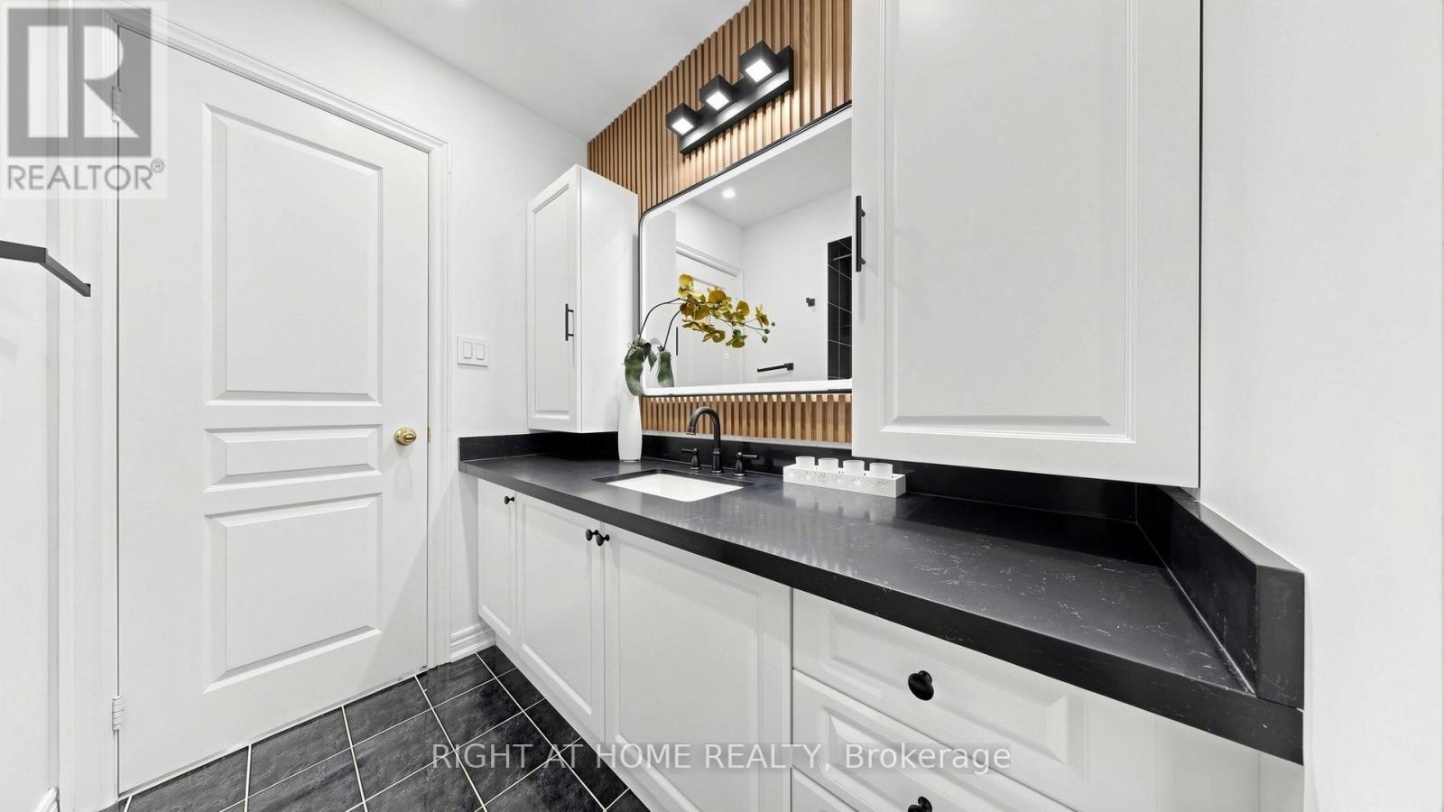 40 Chateau Drive, Vaughan, Ontario  L4H 3A1 - Photo 44 - N13778178