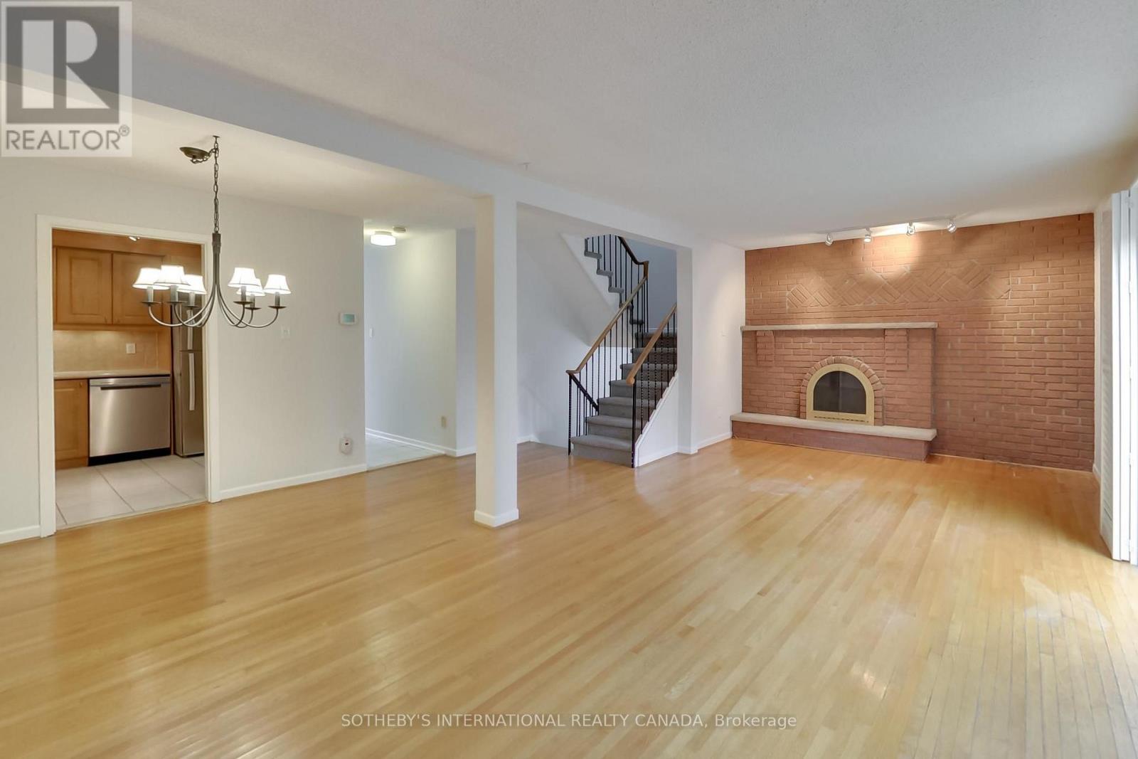 17 - 1397 Royal York Road, Toronto, Ontario  M9A 4Y9 - Photo 3 - W13820954
