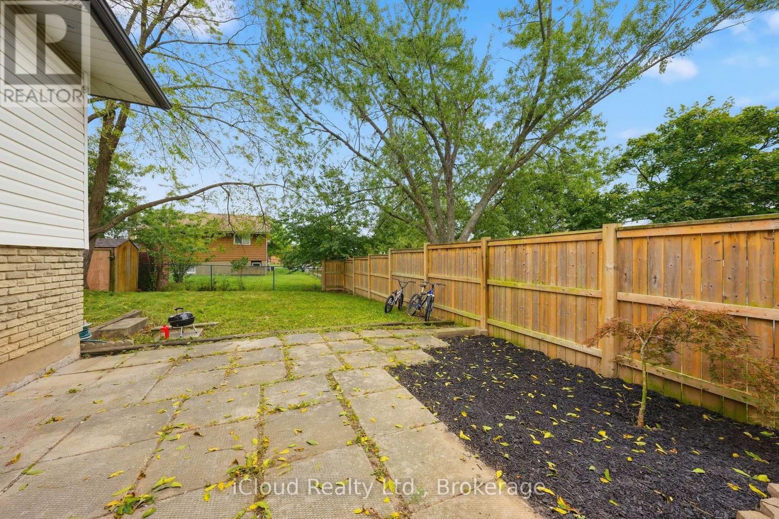 3 Manley Crescent, Thorold, Ontario  L2V 4K2 - Photo 33 - X13821010
