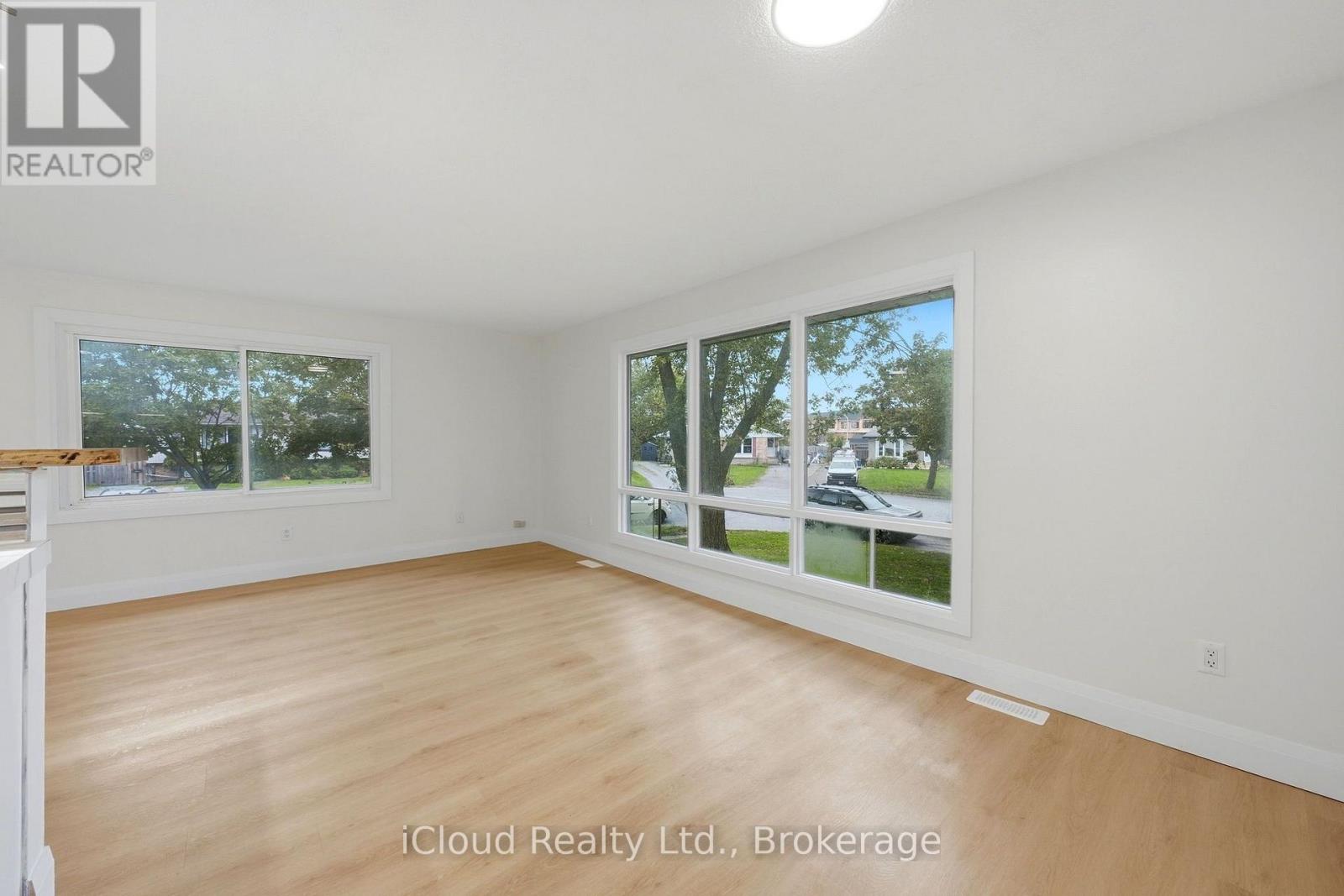 3 Manley Crescent, Thorold, Ontario  L2V 4K2 - Photo 7 - X13821010