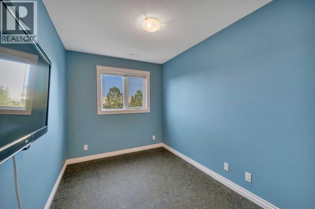 50 Langford Crescent photo 27