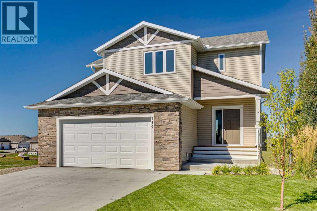 714 Fairways Drive, Vulcan, Alberta  T0L 2B0 - Photo 2 - A2346242