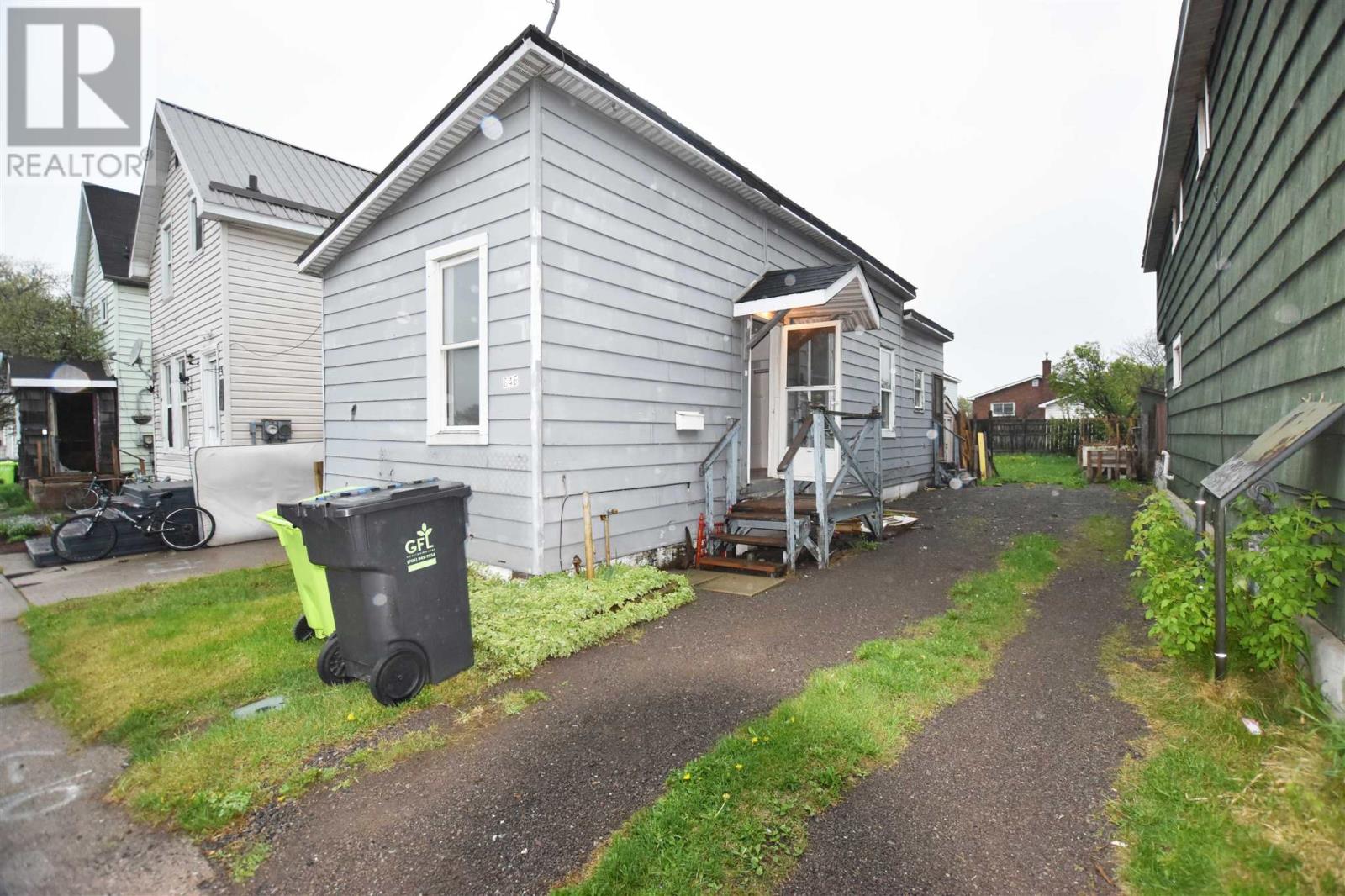 646 Portage LN, Sault Ste. Marie, Ontario