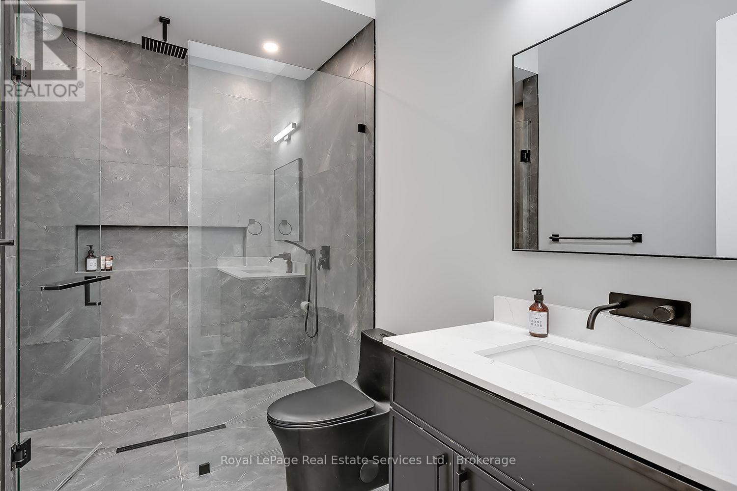 310 Tuck Drive, Burlington, Ontario  L7L 2R1 - Photo 47 - W13543422