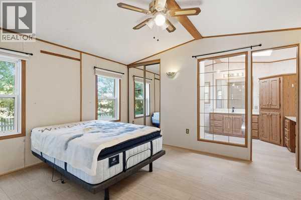 2000, 21st Ave, Bowden, Alberta T0M 0K0 - Photo 14 - A2346925