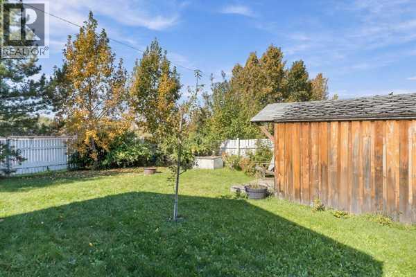 2000, 21st Ave, Bowden, Alberta T0M 0K0 - Photo 30 - A2346925
