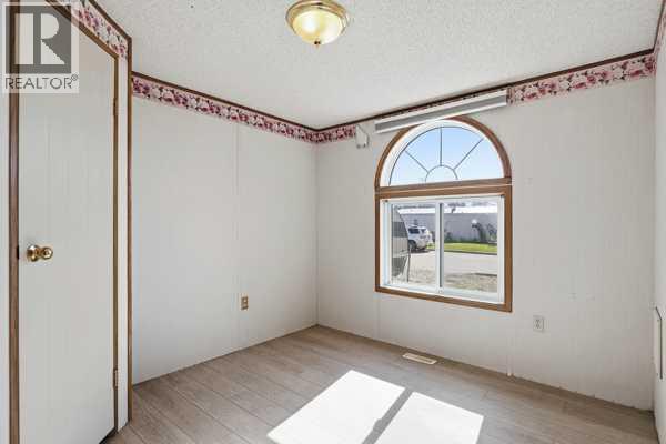 2000, 21st Ave, Bowden, Alberta T0M 0K0 - Photo 22 - A2346925