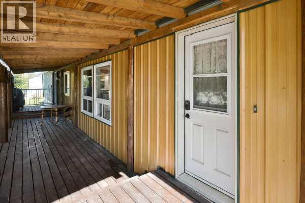 2000, 21st Ave, Bowden, Alberta T0M 0K0 - Photo 2 - A2346925