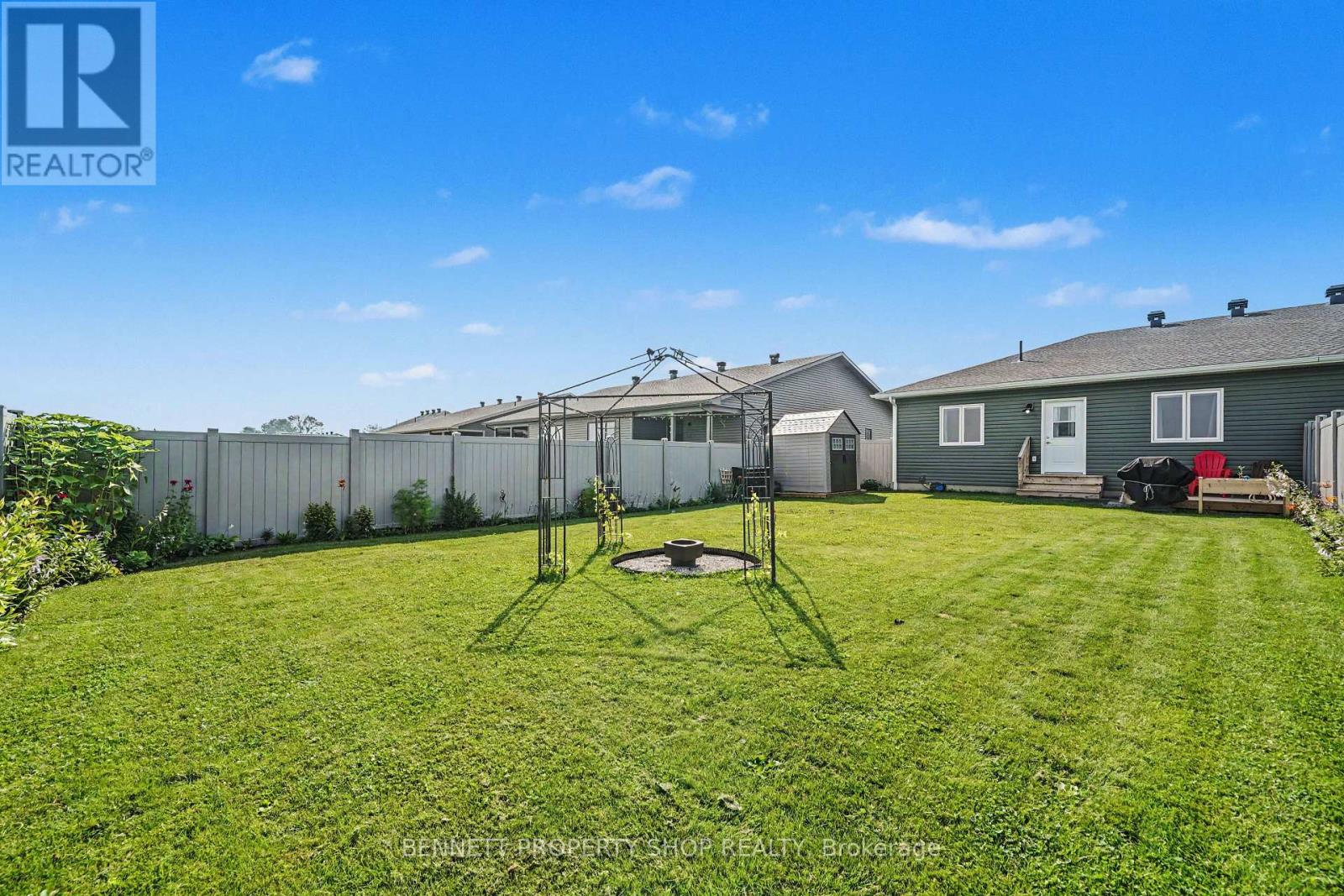 8 Rotterdam Way, South Dundas, Ontario  K0C 1X0 - Photo 12 - X13821024