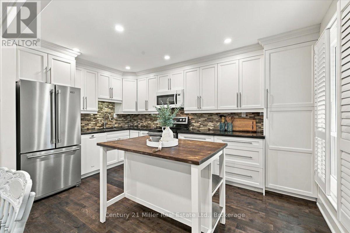 37 Tulip Street S, Oakville, Ontario  L6L 3V3 - Photo 31 - W13821124