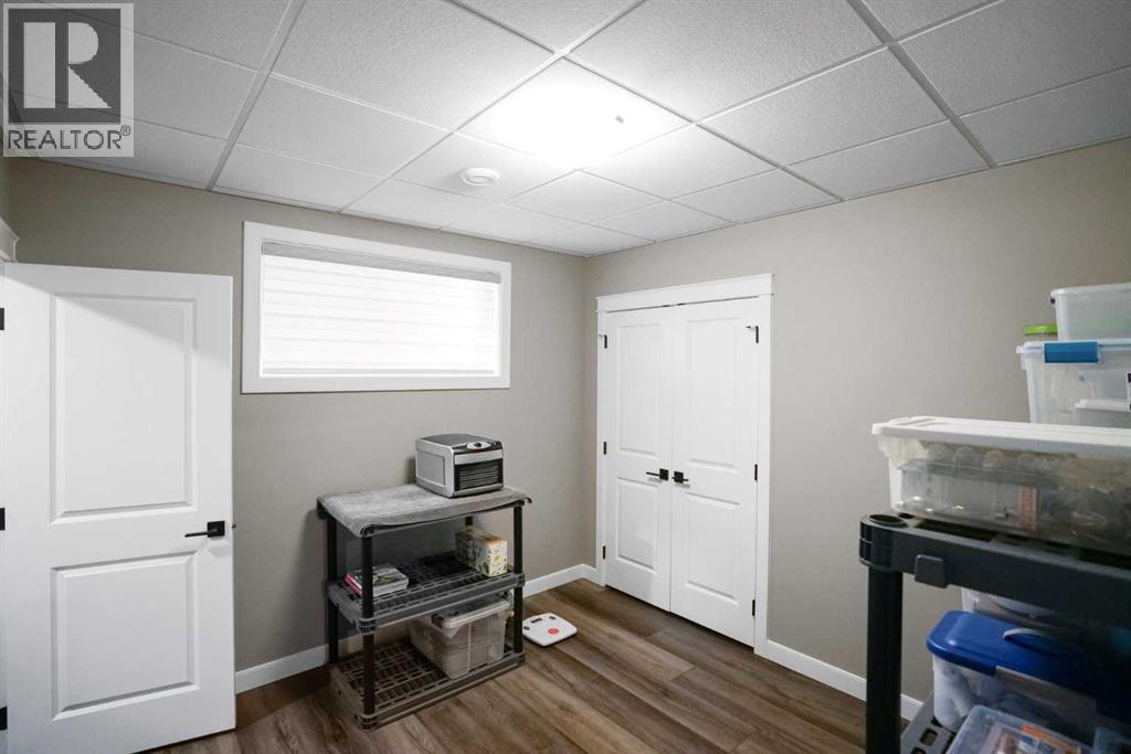 5920 24 Avenue, Camrose, Alberta  T4V 5J9 - Photo 26 - A2345950