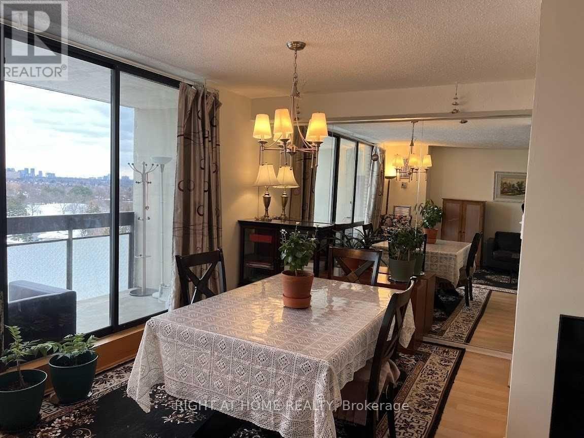1503 - 177 Linus Road, Toronto, Ontario  M2J 4S5 - Photo 1 - C13821068