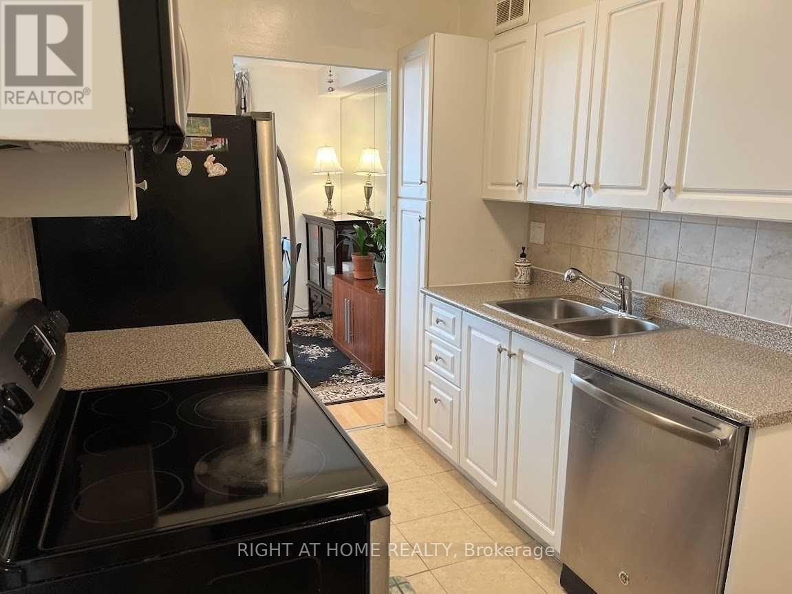 1503 - 177 Linus Road, Toronto, Ontario  M2J 4S5 - Photo 22 - C13821068