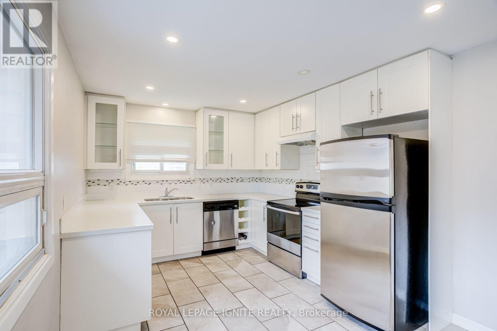 620 Central Park Boulevard N, Oshawa, Ontario  L1G 6A4 - Photo 18 - E13821022