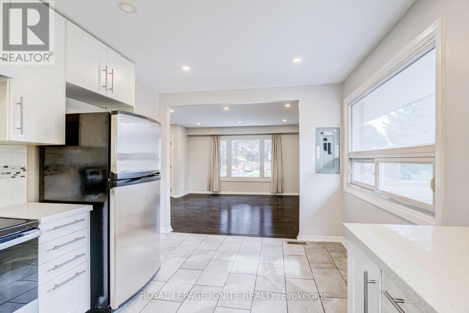 620 Central Park Boulevard N, Oshawa, Ontario  L1G 6A4 - Photo 19 - E13821022