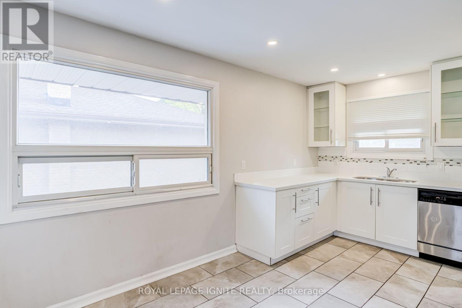620 Central Park Boulevard N, Oshawa, Ontario  L1G 6A4 - Photo 21 - E13821022
